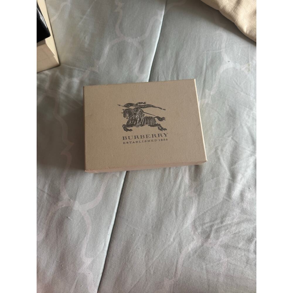 Burberry Smoked Check Woven Small Check Wallet - Picture 10 of 10